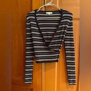 L.A. Hearts Black and White Striped Cropped V-Neck Long Sleeve
